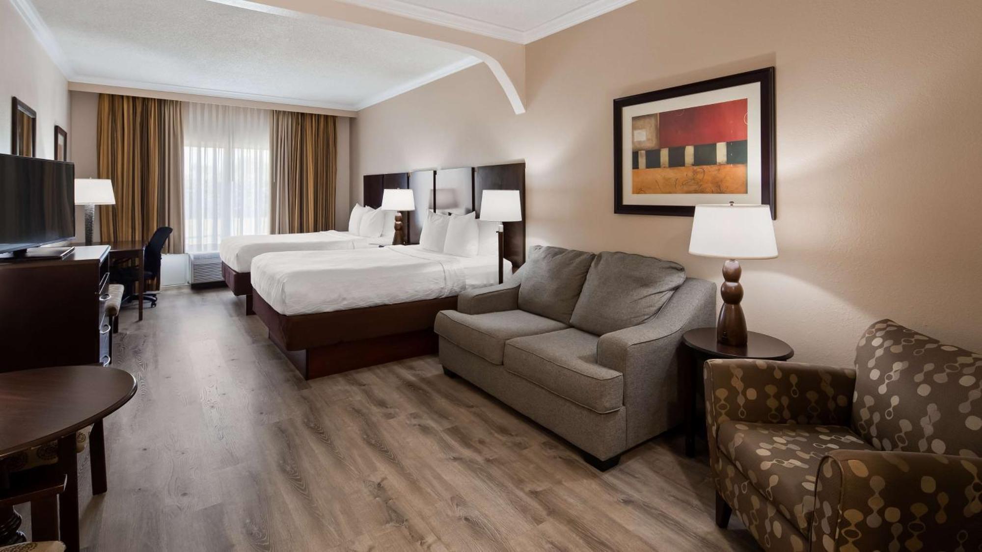Best Western Plus Ambassador Suites Venice Gardens Exterior photo